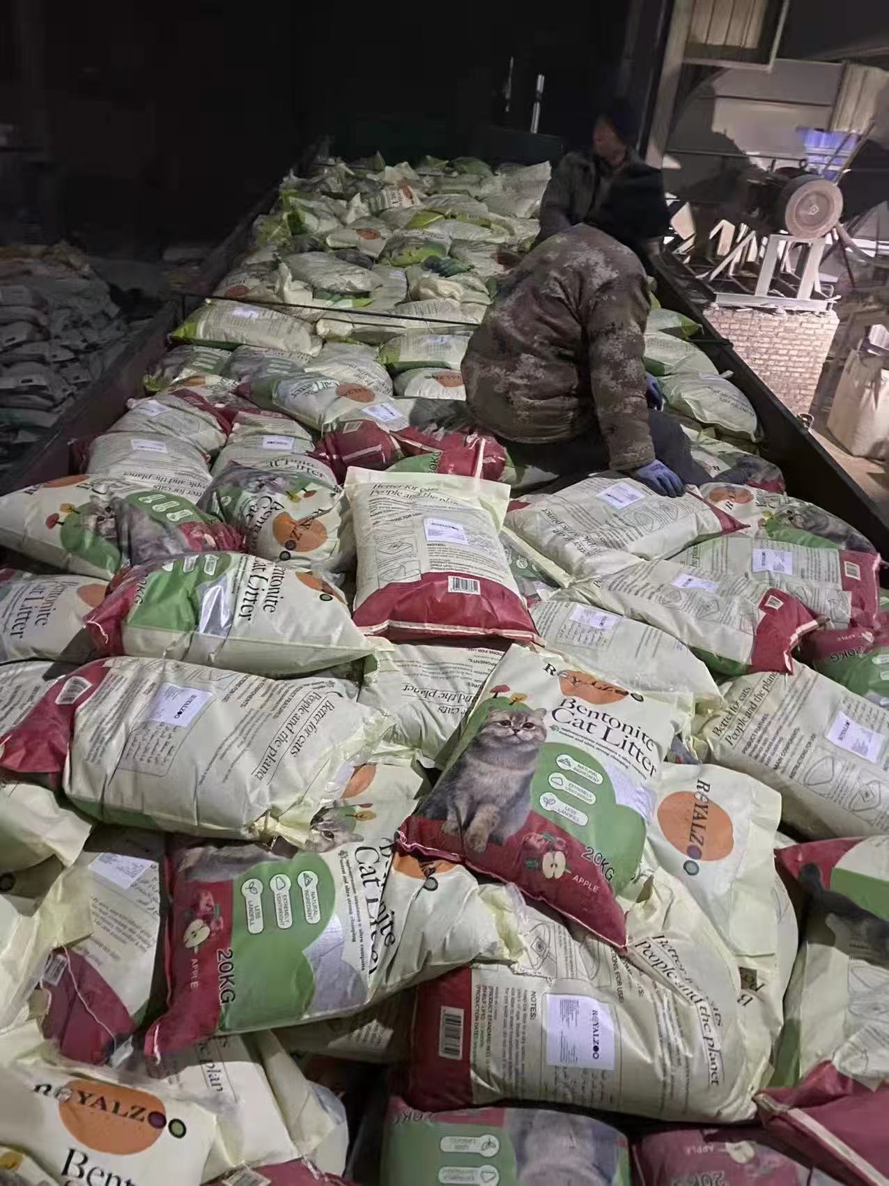 Middle East 20kg bentonite shipment